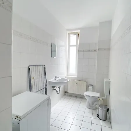Top Apartment *