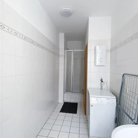 Top Apartment *